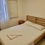 Δωμάτια σε οικογενειακή κατοικία Berg Αλικαρνασσός