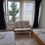 Berg Δωμάτια σε οικογενειακή κατοικία Αλικαρνασσός