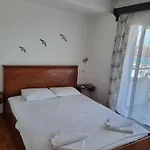 Δωμάτια σε οικογενειακή κατοικία Berg Αλικαρνασσός